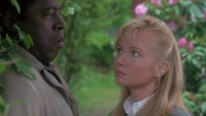 Sinopsis & Ulasan The Hand That Rocks the Cradle